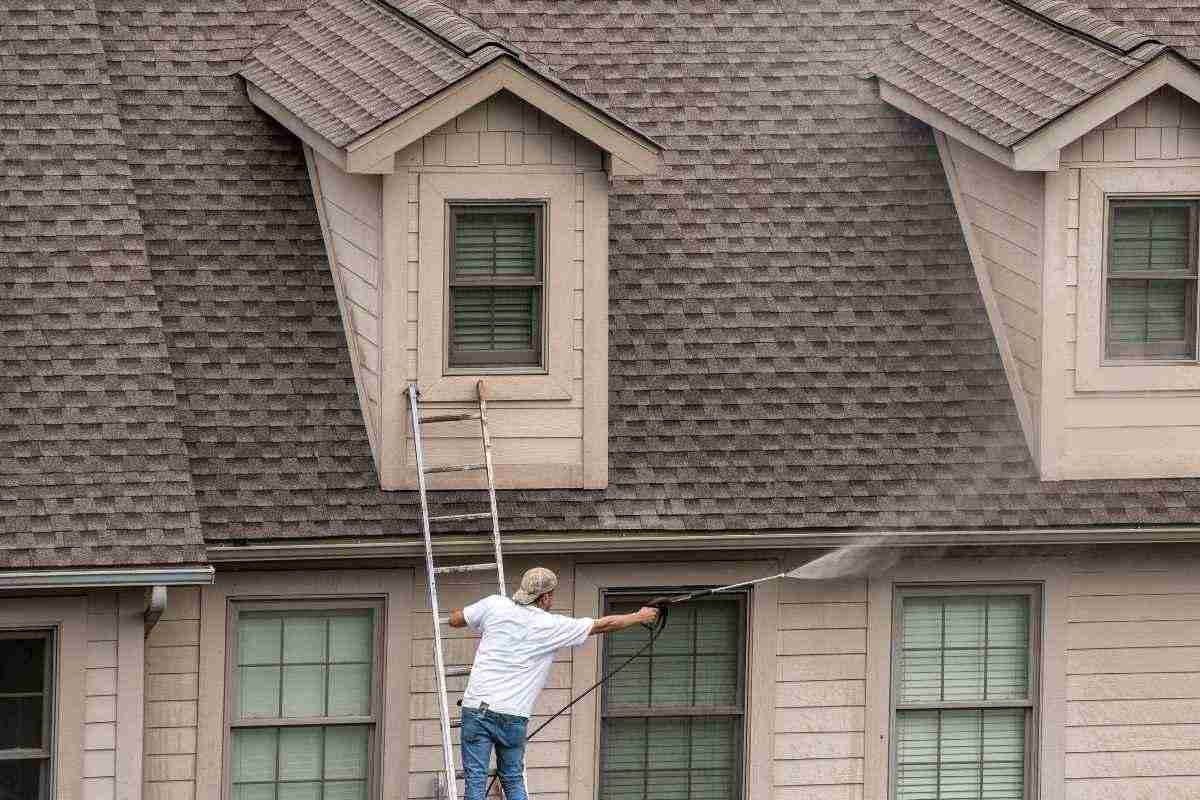 How To Pressure Wash Your Windows